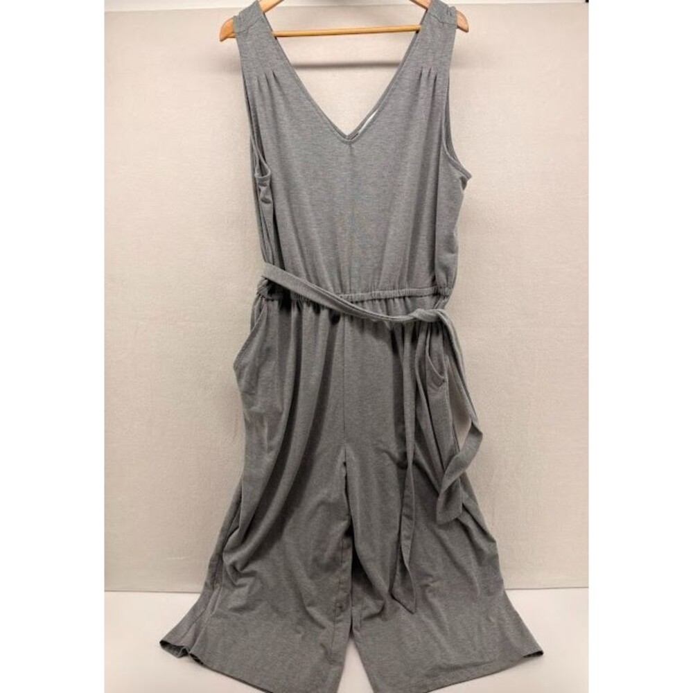 Time and Tru Gray Romper Capri Wide Leg Size 20 Knit Sleeveless Cinch‎ Waist